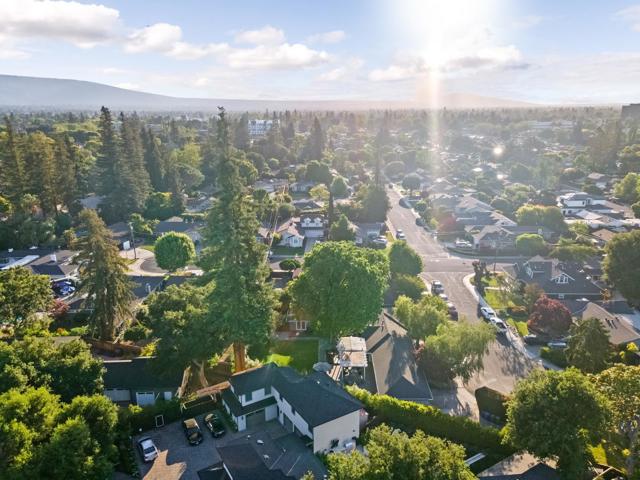 1416 Cameo Drive, Campbell CA: https://media.crmls.org/mediaz/16837e9f-ce12-4219-908b-d02e3eff0bd6.jpg