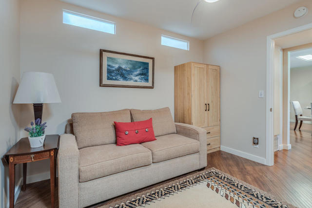 84 La Ronda Drive, Rancho Mirage CA: https://media.crmls.org/mediaz/1684c0b3-faa3-4258-92d5-2c504b9c2519.jpg
