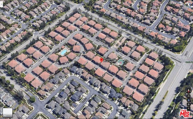 915 Somerville, Irvine CA: https://media.crmls.org/mediaz/1684c19e-9221-4e52-b5e4-b0ae9b6eb8e5.jpg