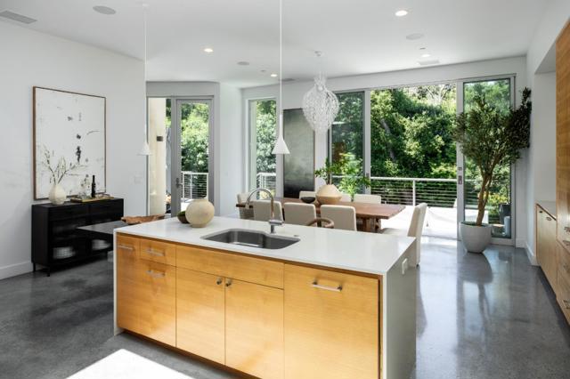 454 Cypress Drive, Los Altos CA: https://media.crmls.org/mediaz/1685207f-4d54-4ab0-aca7-f08df152b3c8.jpg