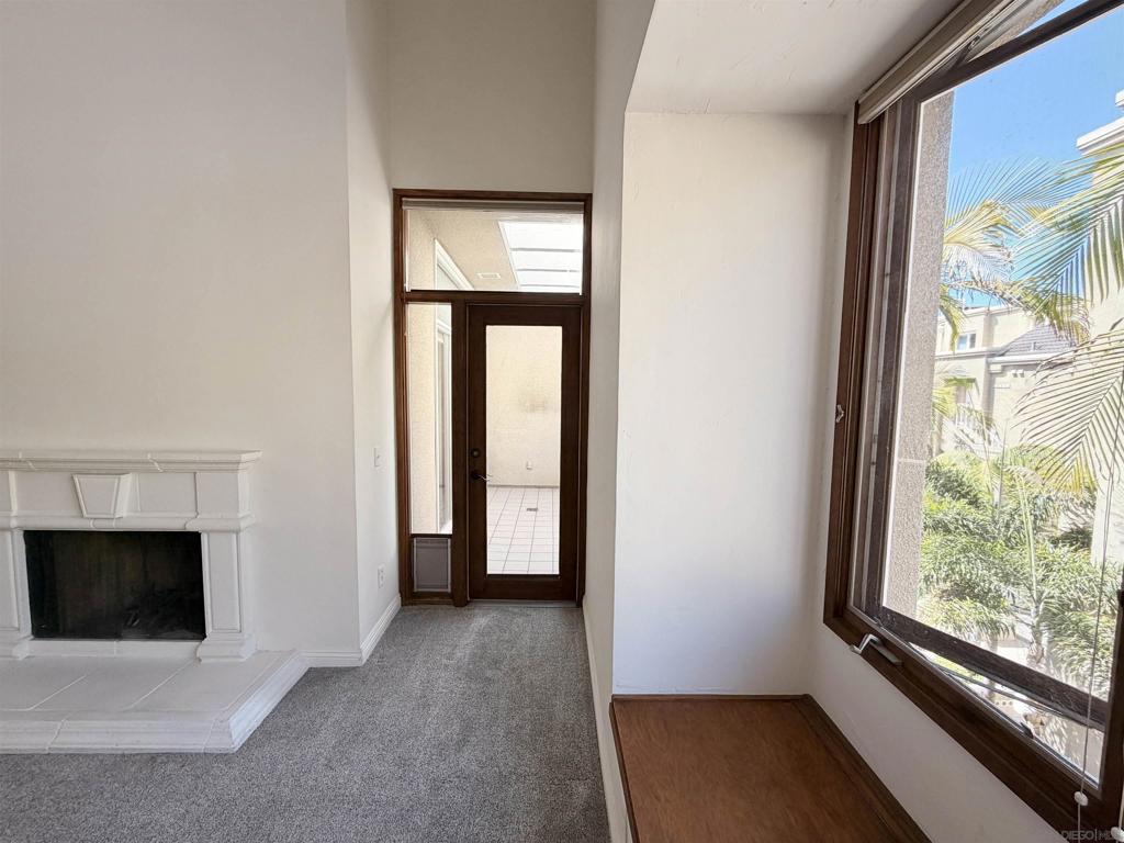 4012 Nobel - photo 15
