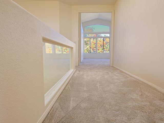 4918 Amador Dr, Oceanside CA: https://media.crmls.org/mediaz/16858123-dfb4-462f-8bf5-838b52c0c33f.jpg