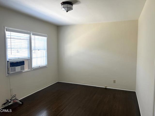 2008 Meridian Avenue, South Pasadena CA: https://media.crmls.org/mediaz/1686d728-04c6-49a6-bfc1-23ed2b1959ac.jpg