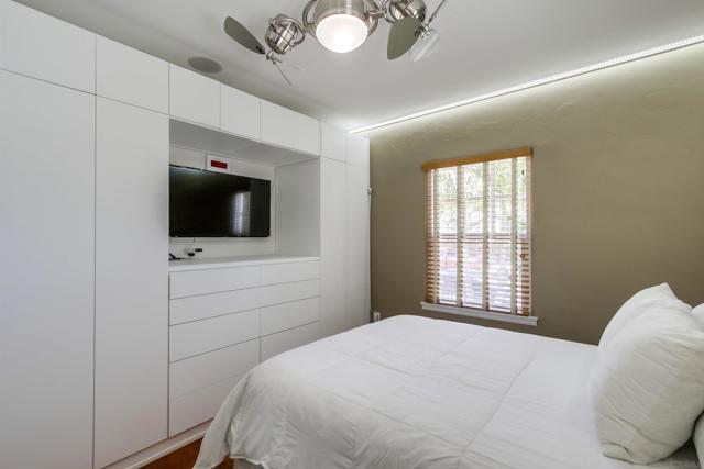 3415 19 Madison Ave, San Diego CA: https://media.crmls.org/mediaz/168745ae-0cc2-40a6-8be5-33c324b9a482.jpg