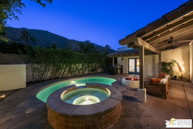 103 W Camino Encanto, Palm Springs, CA 92264