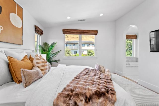 42059 Vinha Way, Fremont CA: https://media.crmls.org/mediaz/16882696-30d4-40fa-abd4-5ffe2d959f19.jpg