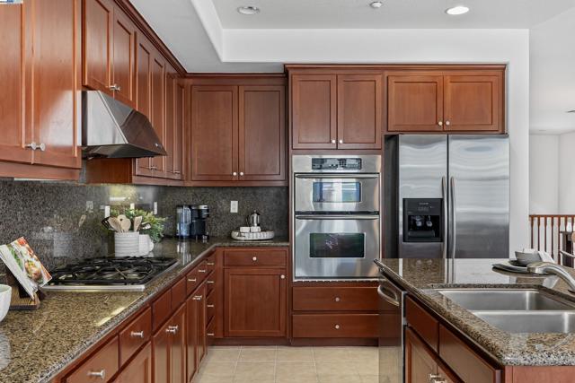 6268 Byron Ln, San Ramon CA: https://media.crmls.org/mediaz/168846b4-30d9-462e-9e5f-e47ffbbb3af1.jpg