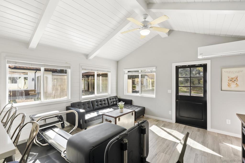 MLS #250043061SD image #39