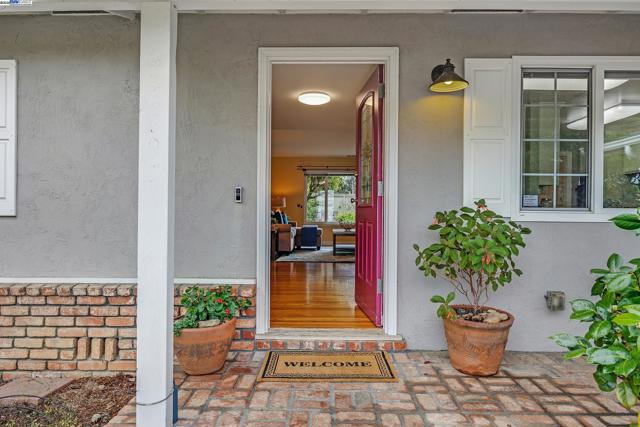 Image 4 of 36 For 36223 Pecan Ct