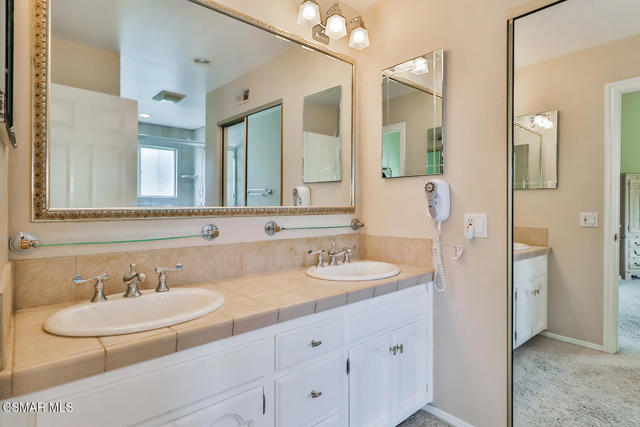 1822 Calle Borrego, Thousand Oaks CA: https://media.crmls.org/mediaz/168a9f0b-990b-4930-8909-52950ad18e2d.jpg