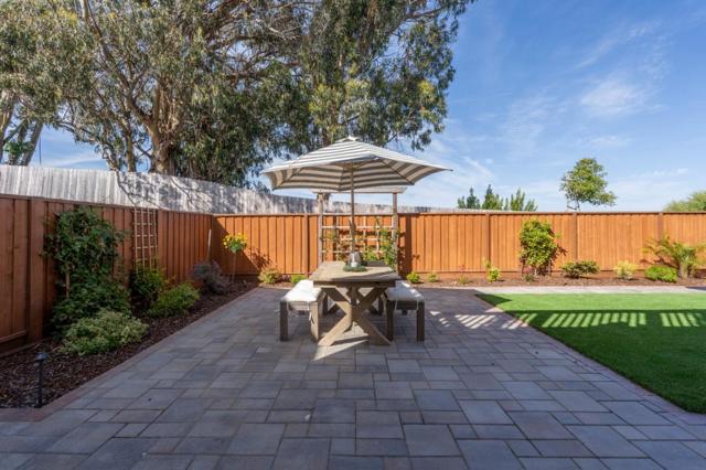 Image 19 of 42 For 465 Russell Way