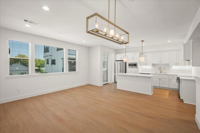 224 Carroll Street, Sunnyvale CA: https://media.crmls.org/mediaz/168be22a-089f-452e-941d-0e768374ecf5.jpg