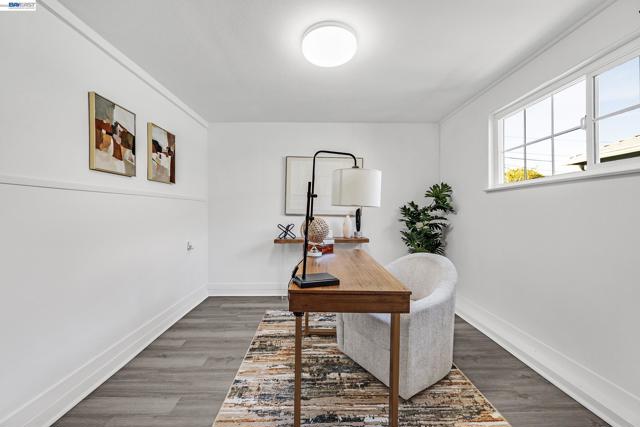 Image 20 of 30 For 2226 Vegas Ave