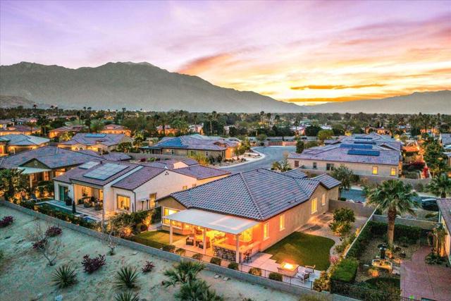 72 Barolo, Rancho Mirage CA: https://media.crmls.org/mediaz/168c05b7-9ce5-4e74-89e4-abff06fc1458.jpg