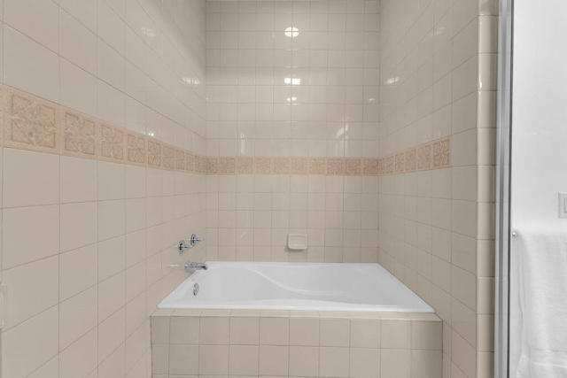 12622 Miracle Hill Road, Desert Hot Springs CA: https://media.crmls.org/mediaz/168d31d6-115f-44d1-8d04-ac919032db62.jpg