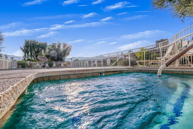 19 Colgate Drive, Rancho Mirage CA: https://media.crmls.org/mediaz/168d566d-7fec-4c51-9c31-883f7796e8cd.jpg
