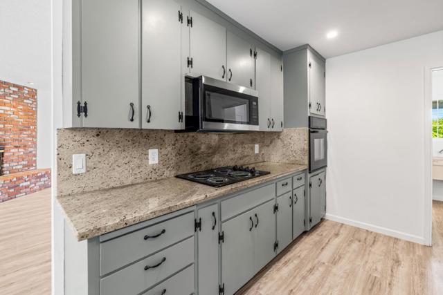 45 Crescent Drive, Watsonville CA: https://media.crmls.org/mediaz/168e7668-9488-4d2f-8104-17d1ed8128aa.jpg