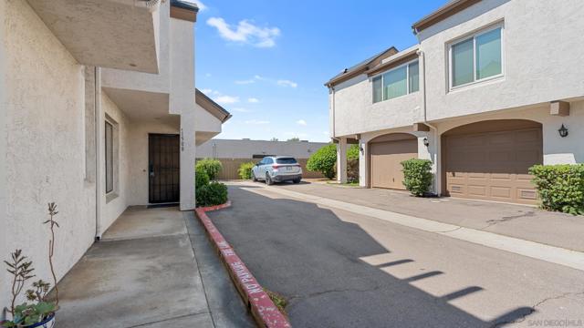 1508 Granite Hills, El Cajon CA: https://media.crmls.org/mediaz/168ee428-e875-48ac-b057-cdae5a63a608.jpg