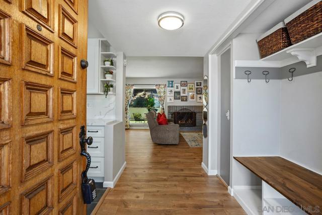 12007 Caminito Campana, San Diego CA: https://media.crmls.org/mediaz/168ee74e-68de-4b12-8688-f8df2b7565fa.jpg