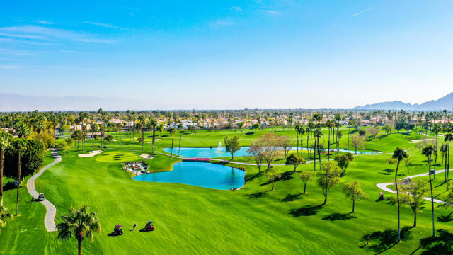 186 Running Springs Drive, Palm Desert CA: https://media.crmls.org/mediaz/169137a7-ade3-461f-be37-6fe792a71e9d.jpg
