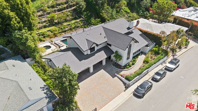 Drew Fenton | 1060 Chantilly Road Los Angeles CA | MLS: 7138387