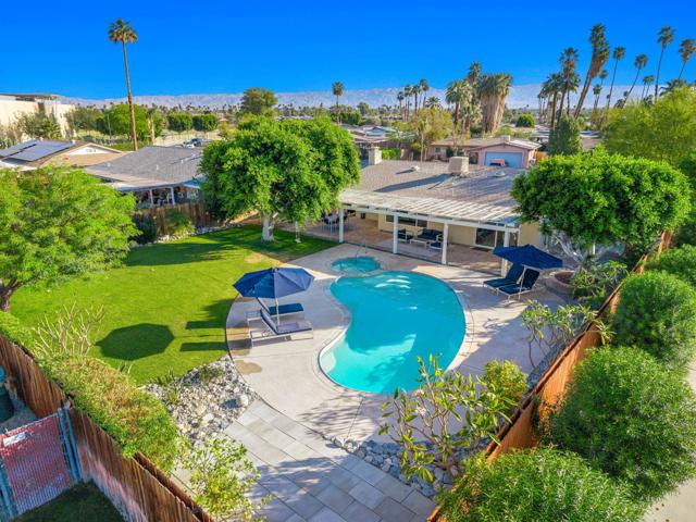74277 Myrsine Avenue, Palm Desert CA: https://media.crmls.org/mediaz/169248d1-6d05-4a7e-8283-f5293c62882e.jpg