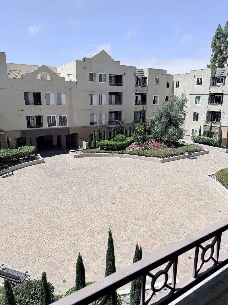 8889 Caminito Plaza Centro - photo 19