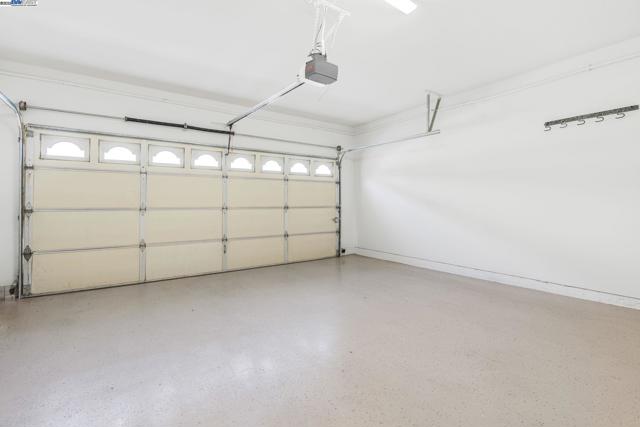 4119 Veneto Ct, Pleasanton CA: https://media.crmls.org/mediaz/169349db-a2f1-4272-b6fe-39e78b4f86fd.jpg