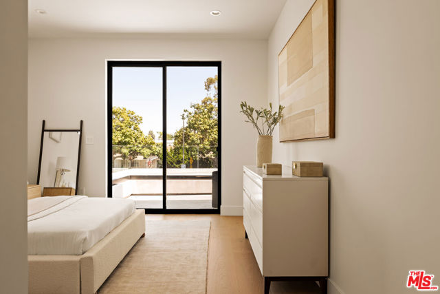 7543 Denrock Avenue, Los Angeles CA: https://media.crmls.org/mediaz/16937ecf-6e65-4226-98b1-09d510cbc4be.jpg