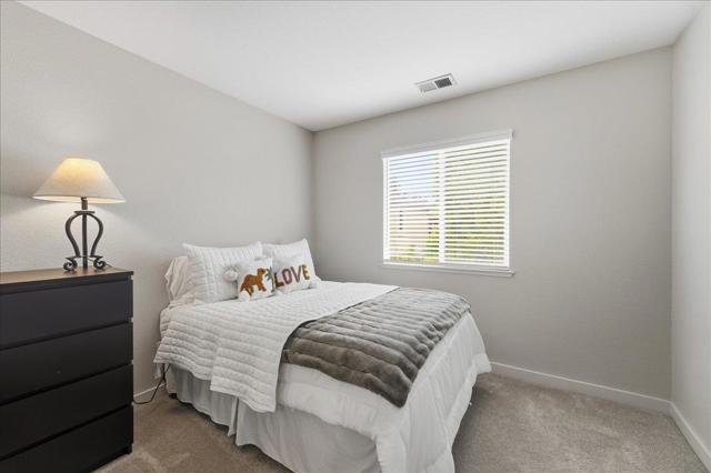 705 Otter Court, Fairfield CA: https://media.crmls.org/mediaz/1693fba4-f3c3-4626-84bd-abf71429fb4d.jpg