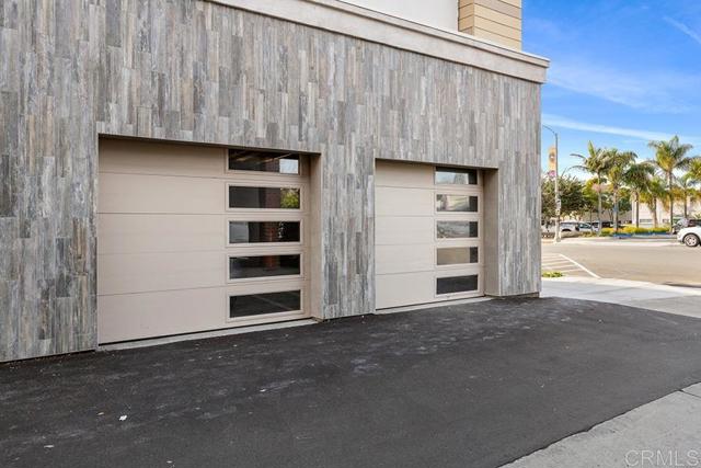 723 Grand, Carlsbad CA: https://media.crmls.org/mediaz/16942f7d-88ce-431e-b130-8fae03c257bf.jpg
