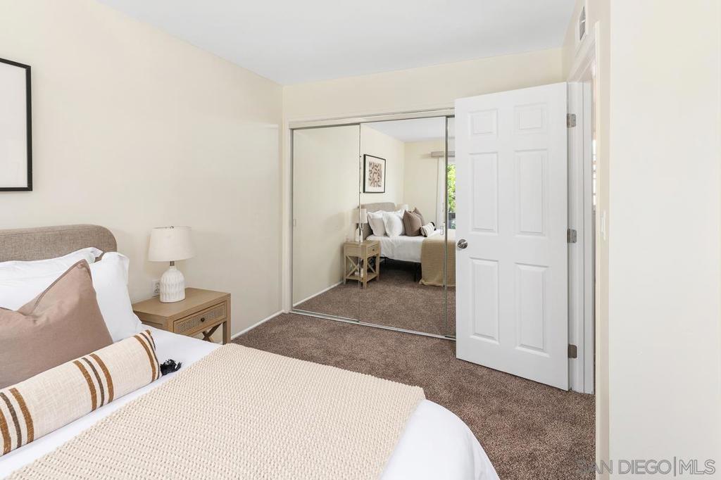 12204 Rancho Bernardo Rd - photo 16