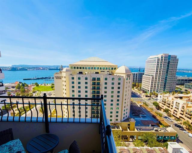 Detail Gallery Image 2 of 44 For 700 W Harbor Dr #1606,  San Diego,  CA 92101 - 1 Beds | 2 Baths