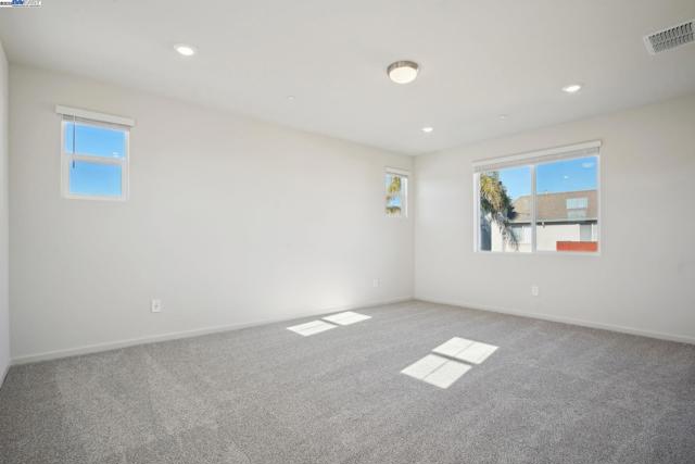 5337 Cardinal St, Antioch CA: https://media.crmls.org/mediaz/169621f5-45d8-4f01-b41e-caa9656d70f0.jpg