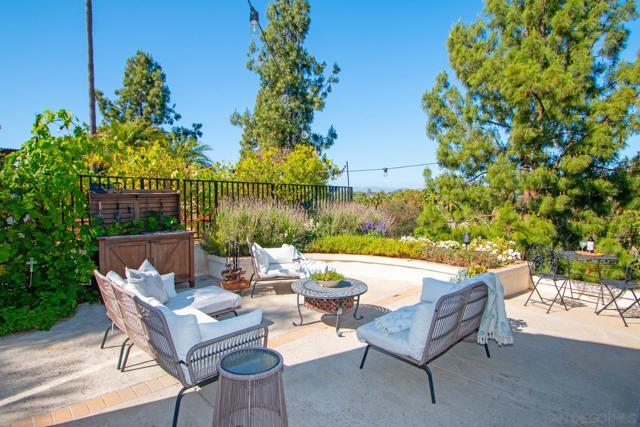 17735 Devereux Rd, San Diego CA: https://media.crmls.org/mediaz/1696791e-7e5b-48b5-a932-7d6fece374a8.jpg