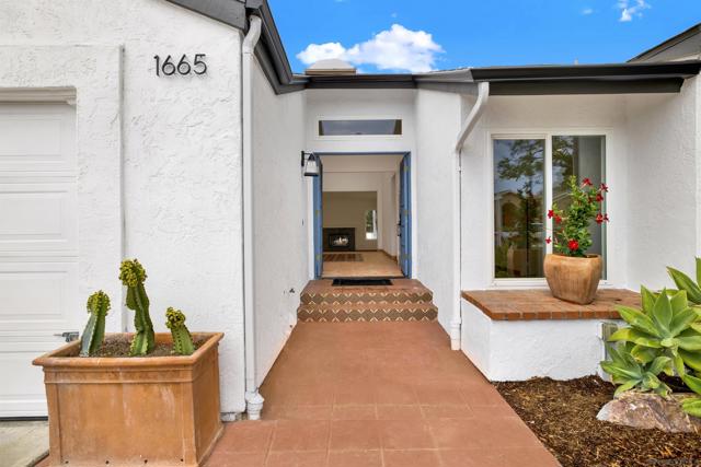 1665 Landquist Dr., Encinitas CA: https://media.crmls.org/mediaz/169700ee-389c-4981-8a38-e1bfc14b9269.jpg