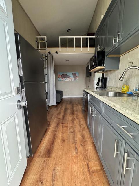 2604 Sierra Vista Court, San Jose CA: https://media.crmls.org/mediaz/16976313-0750-4f02-9010-017dff740f65.jpg