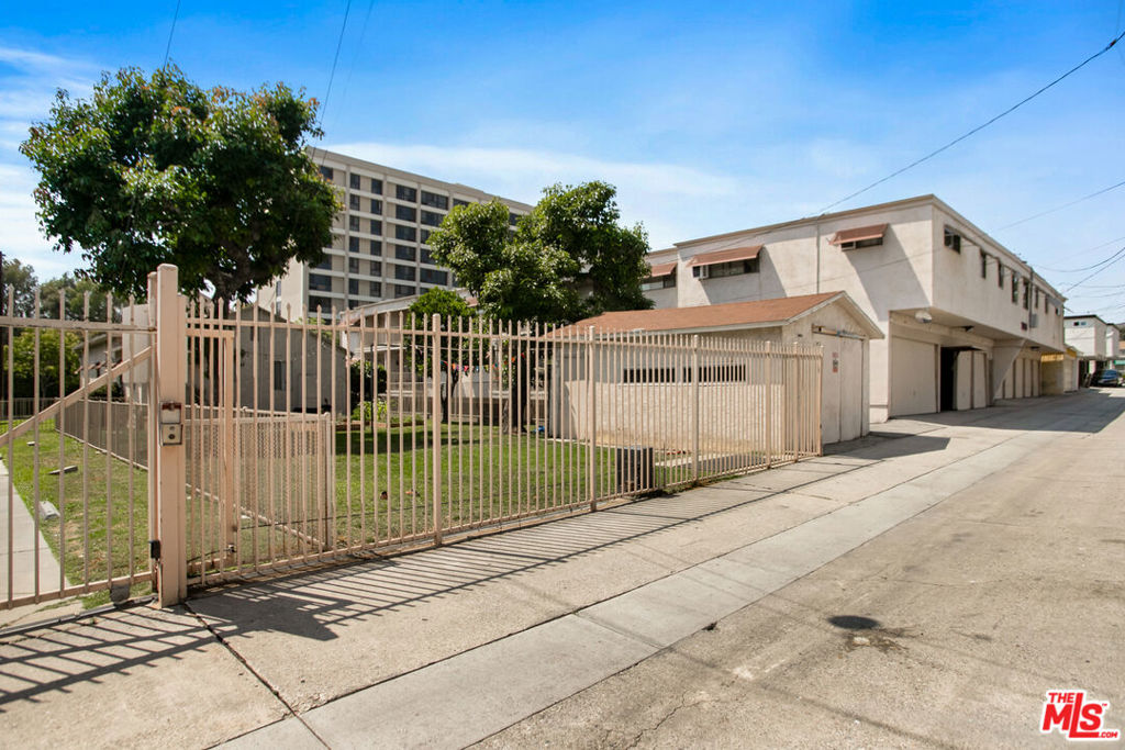 MLS #26843685 image #32