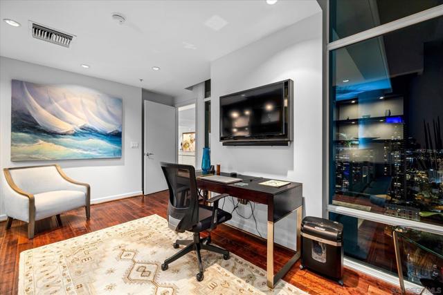 Image 28 of 60 For 1262 Kettner Blvd  3202