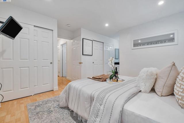 Image 6 of 37 For 2716 Killdeer Ct