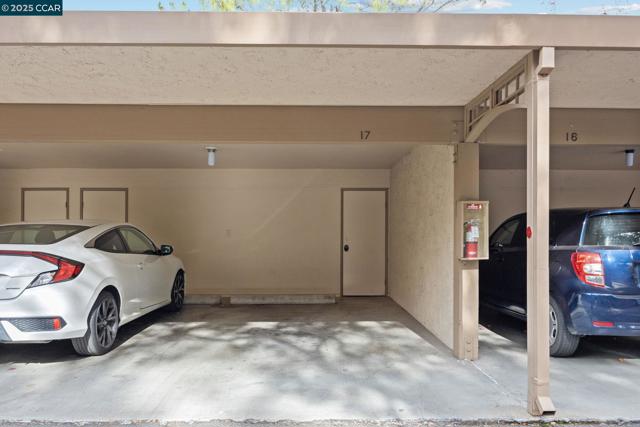1129 AVENIDA SEVILLA, Walnut Creek CA: https://media.crmls.org/mediaz/16988526-e2f7-4b39-9e69-162da4c62522.jpg