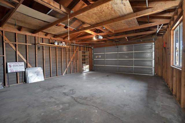 57375 Navajo Trail, Yucca Valley CA: https://media.crmls.org/mediaz/1698b53a-cd83-47fd-96aa-a211a1f6a0ed.jpg