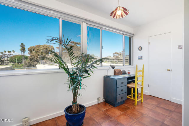 Detail Gallery Image 11 of 29 For 705 Ocean View Dr, Port Hueneme,  CA 93041 - 1 Beds | 1 Baths