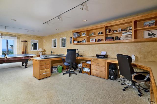 Detail Gallery Image 24 of 35 For 4135 Skyline Rd, Carlsbad,  CA 92008 - 4 Beds | 4/1 Baths