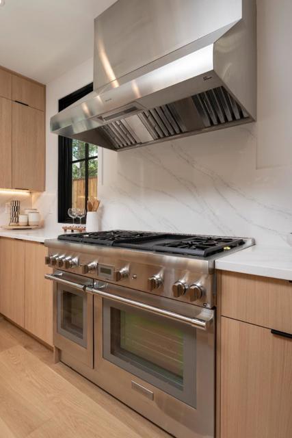 Image 18 of 40 For 2615 Hillside Drive