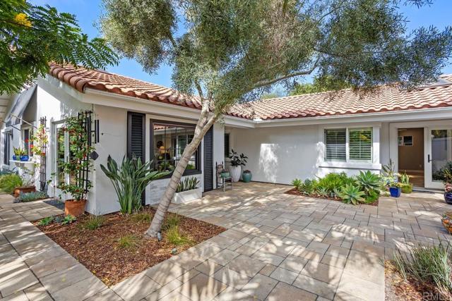 560 San Andres Dr., Solana Beach CA: https://media.crmls.org/mediaz/169b21dc-c2b2-4ec6-aba7-87261ffcd16e.jpg