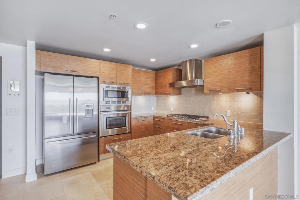 1431 Pacific Highway - photo 9