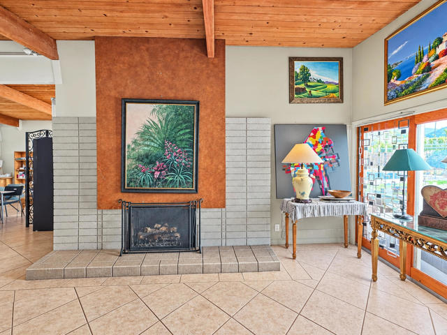 345 E Glen Circle S, Palm Springs, CA 92262