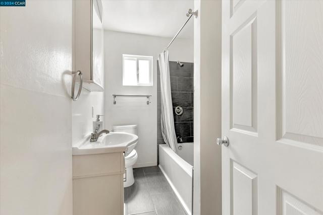 Image 31 of 59 For 1717 12th Street