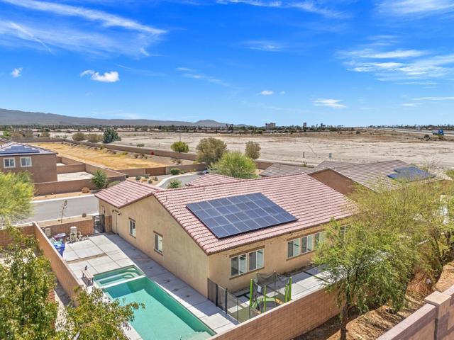 42939 Cowboy Court, Indio CA: https://media.crmls.org/mediaz/169d3a78-617f-4ba4-bfe0-990298b7cdd5.jpg